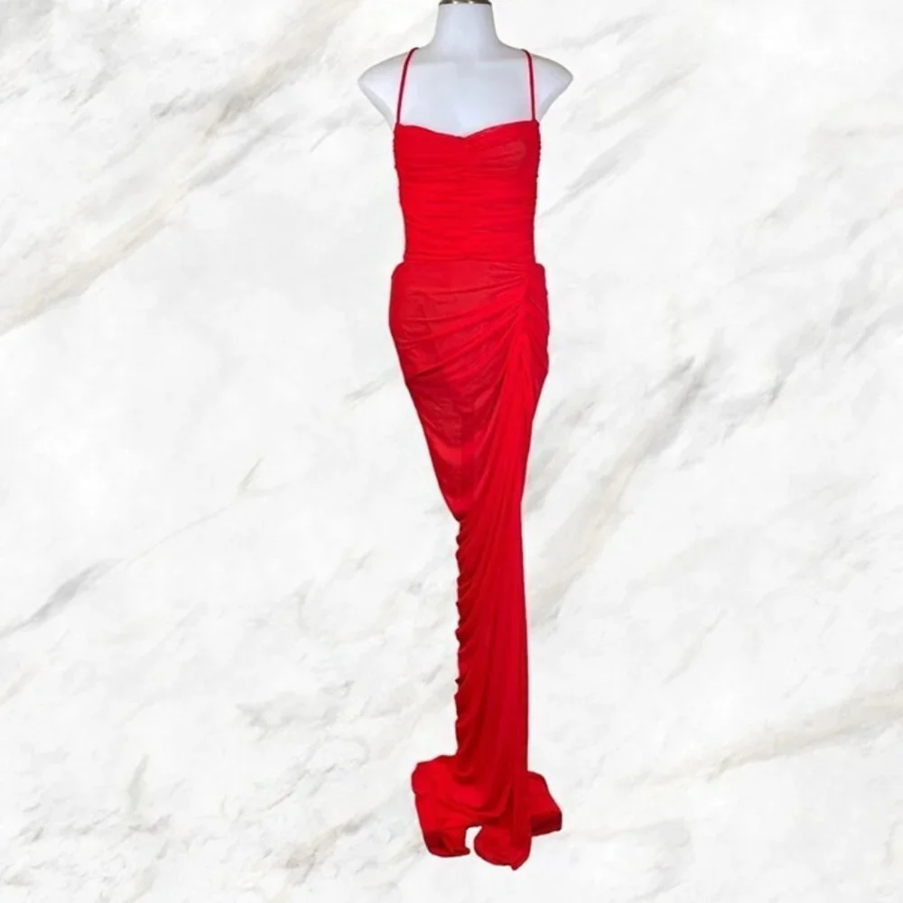 Michael Costello xRevolve Follie Gown in Red - Picture 9 of 12